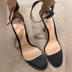 Gianvito Rossi ! Black, size 9